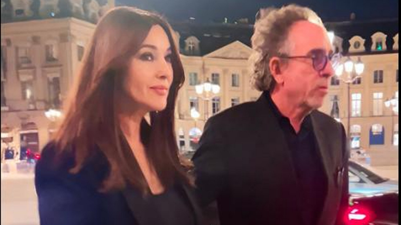 Monika Beluči, Tim Barton