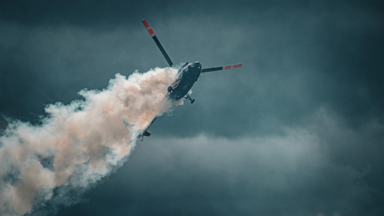 Helikopter u dimu
