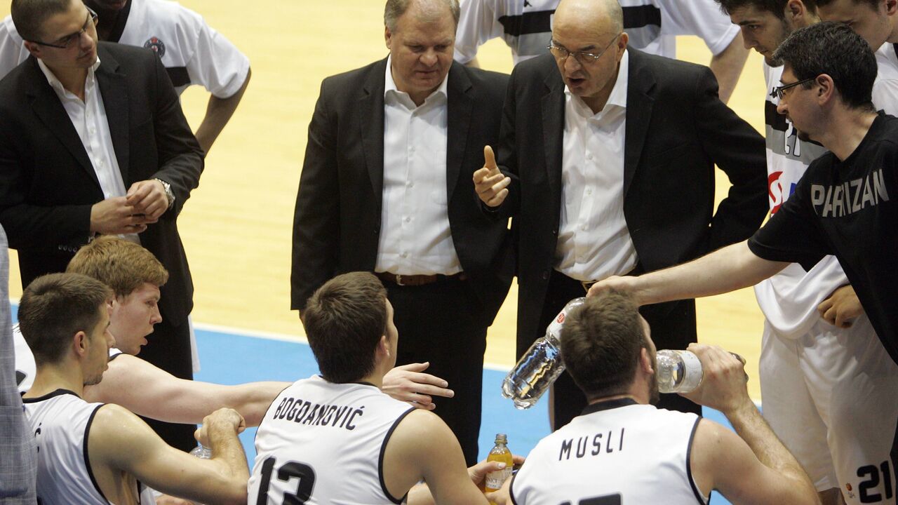 Košarkaši i stručni štab KK Partizan