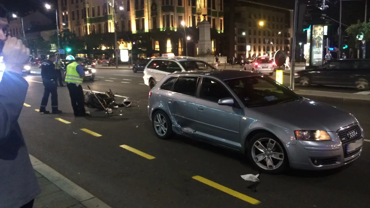 auto, motor, nesreća