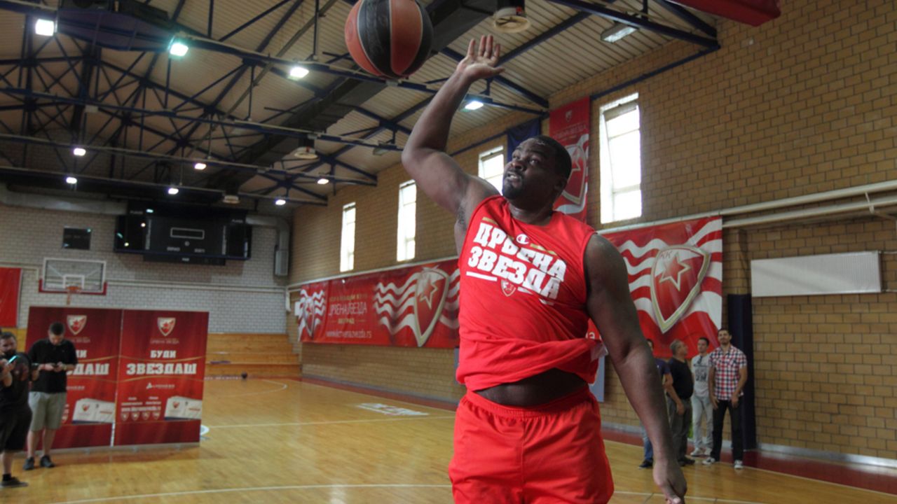 Sofoklis Skorcanitis na treningu Crvene zvezde