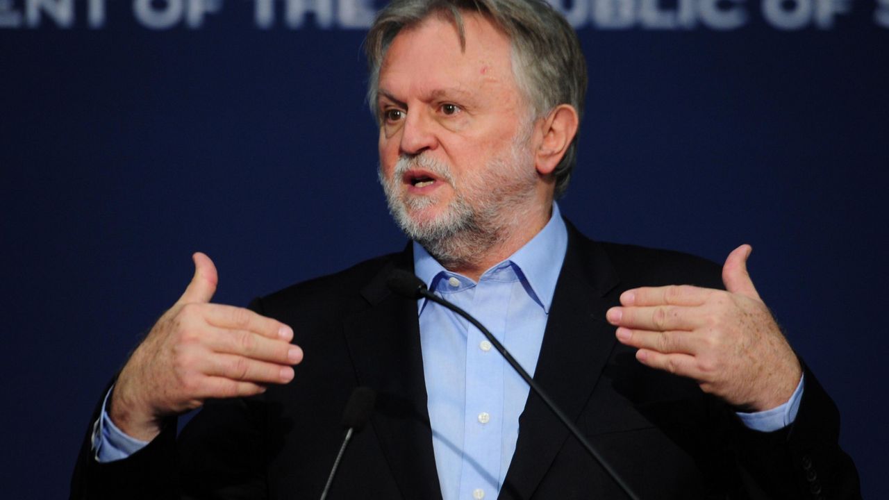 dušan vujović