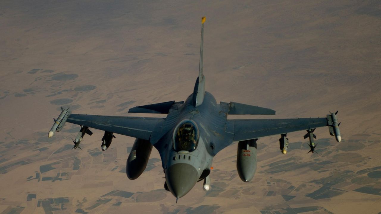 F-16