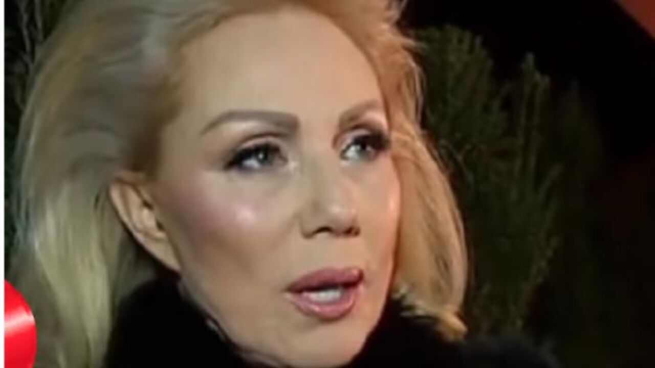 Lepa Brena