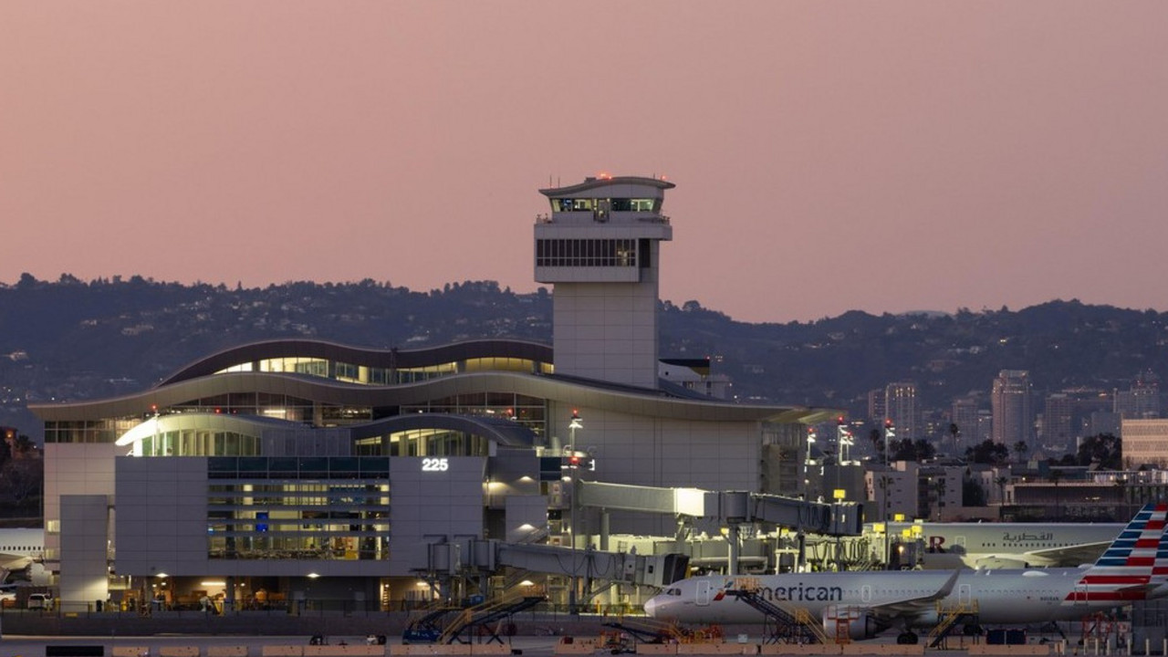 LAX