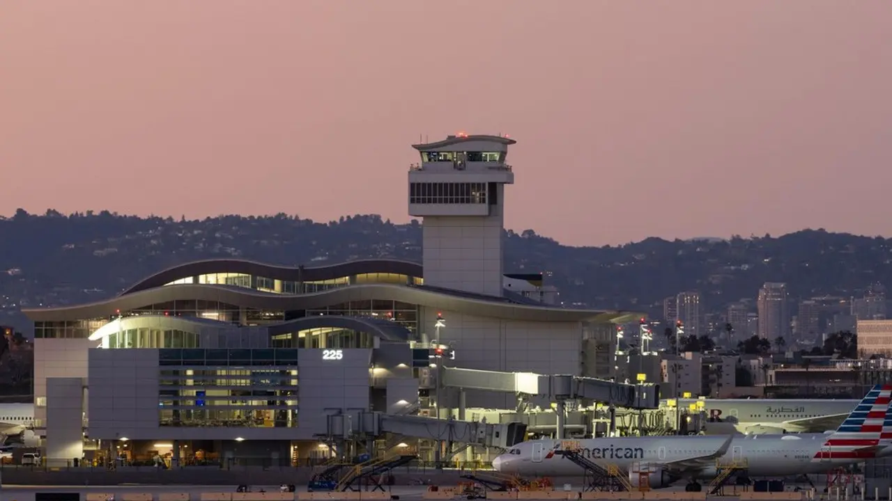LAX